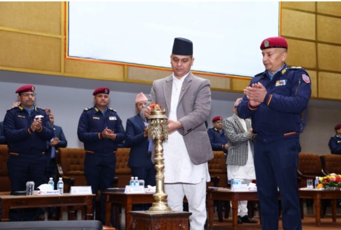 प्रसुन्नालाई ‘युके ब्युटी एण्ड ब्रेन’ को तेस्रो उपाधि